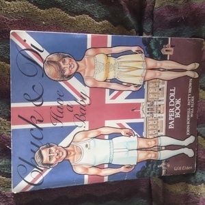 CHUCK & DI Have a Baby paper doll book